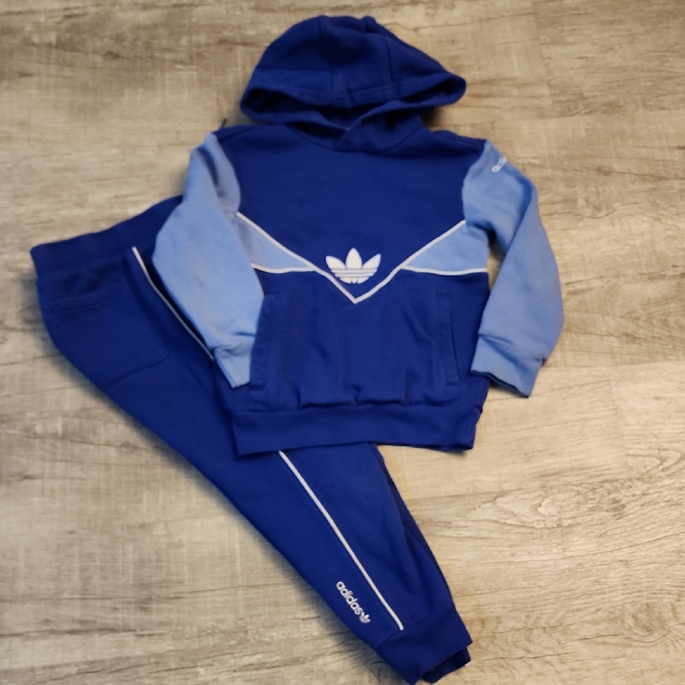 adidas Kids Set in Navy and Sky Blue